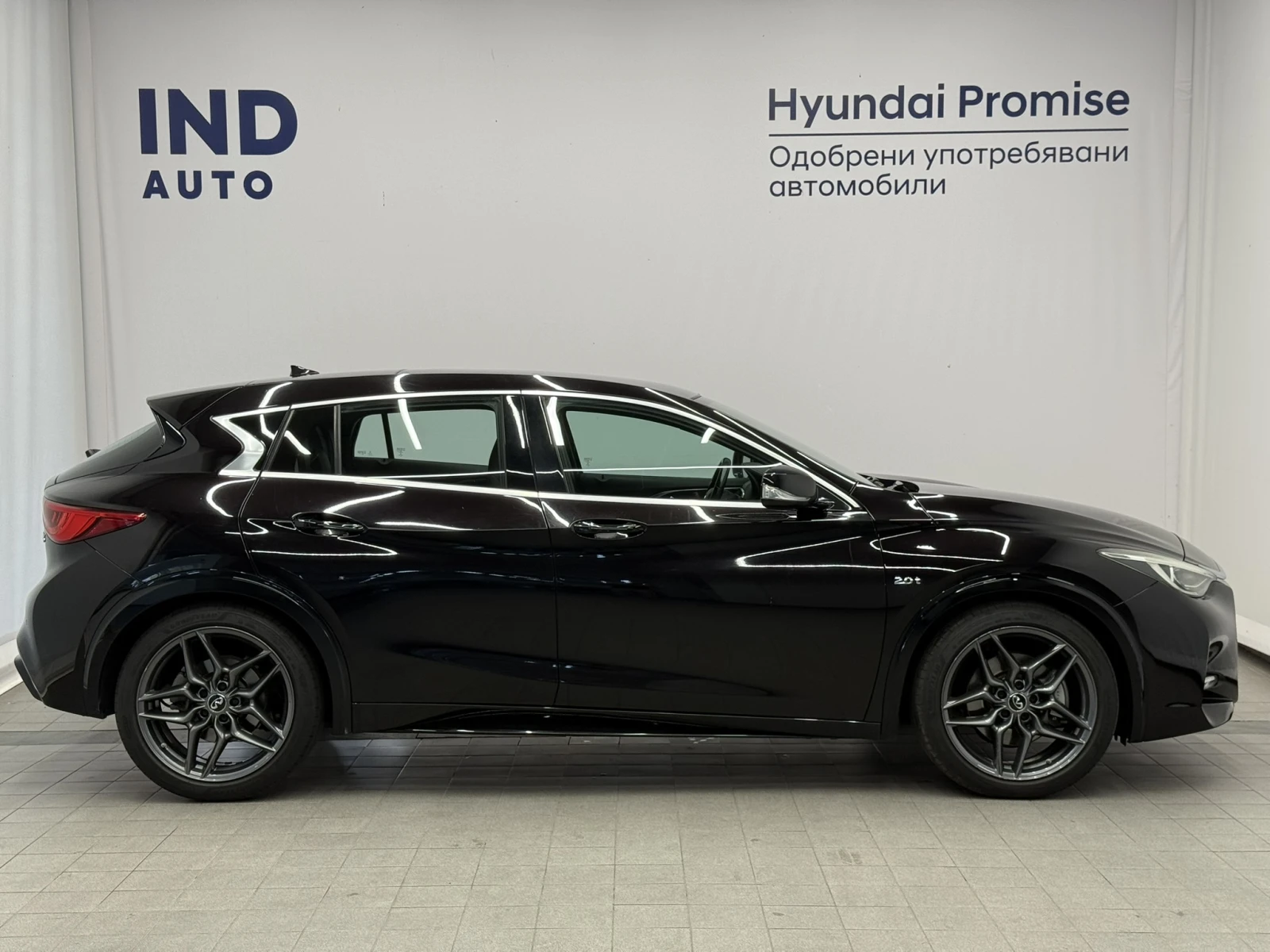 Infiniti Q30 s Premium, снимка 6 - Автомобили и джипове - 56222185