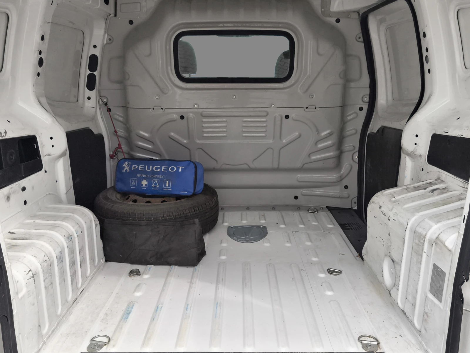 Peugeot Bipper FOURGON COURT 1.3 BlueHDI 80//1710088 | Mobile.bg � ����������� 12