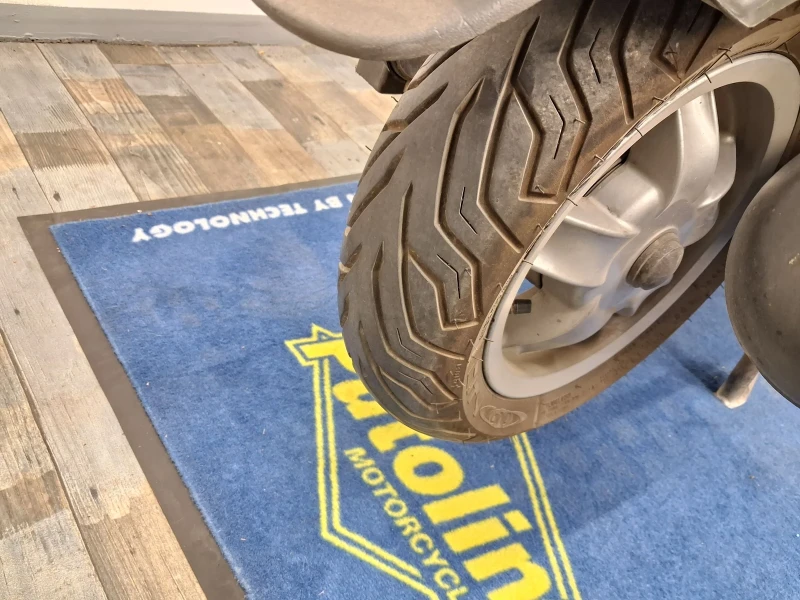 Piaggio Zip 49cc. Регистриран!!!, снимка 13 - Мотоциклети и мототехника - 51080436