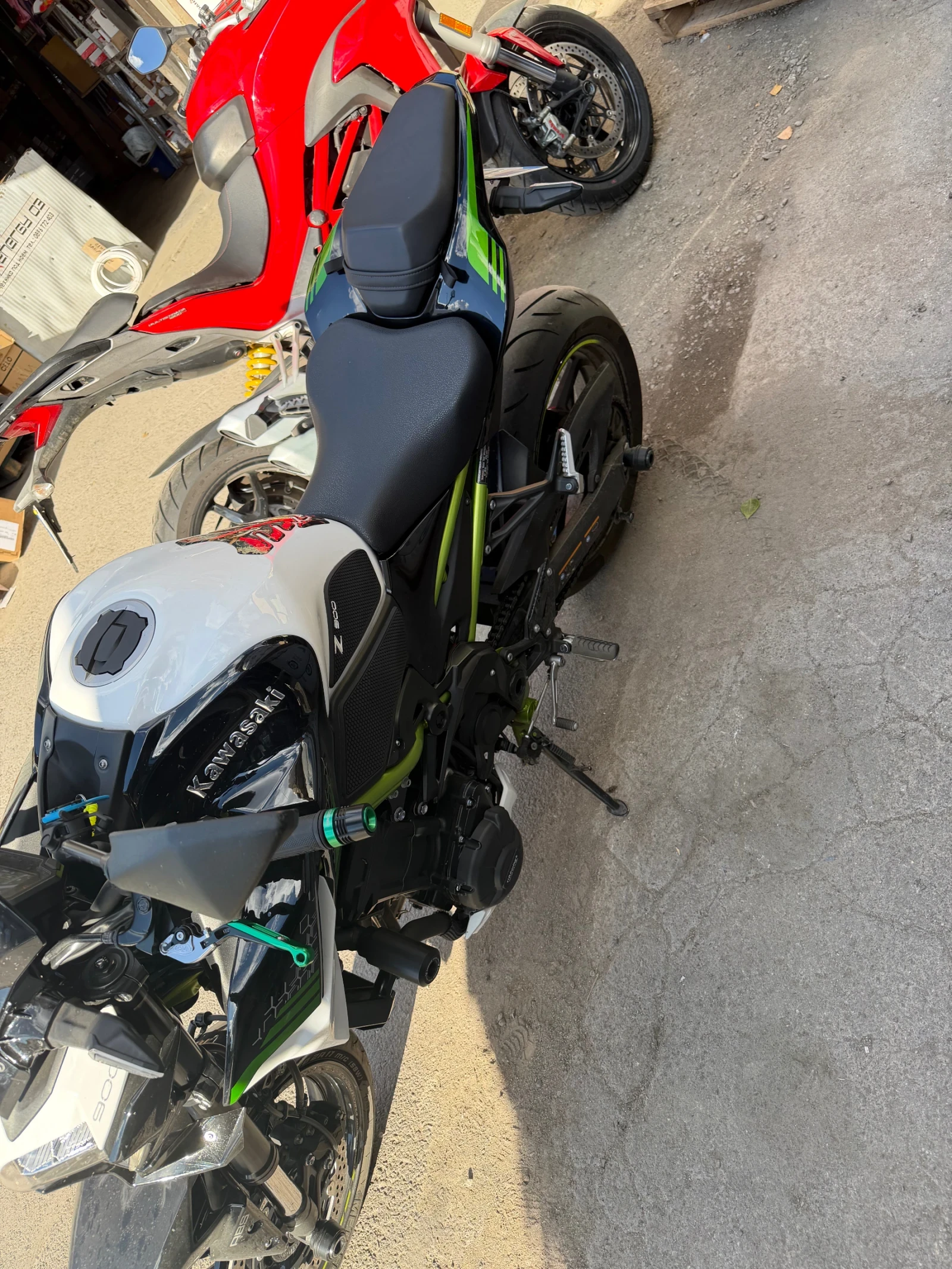 Kawasaki Z 900, снимка 9 - Мотоциклети и мототехника - 56258527