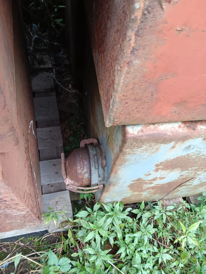 Друг вид Български Резервори за гориво, снимка 4 - Селскостопанска техника - 52475843