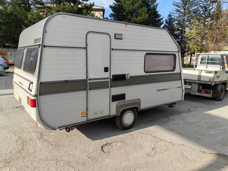 Каравана Avento Royal 395 TL LUXE, снимка 5 - Каравани и кемпери - 45090530