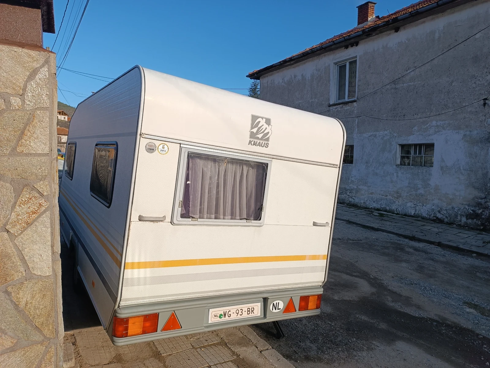 Каравана Adria Knaus, снимка 3 - Каравани и кемпери - 53850155