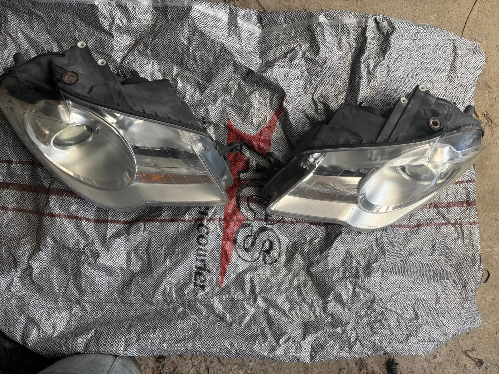  VW Touran Cross 0 301 233 601, 0 301 233 602 | Mobile.bg   1