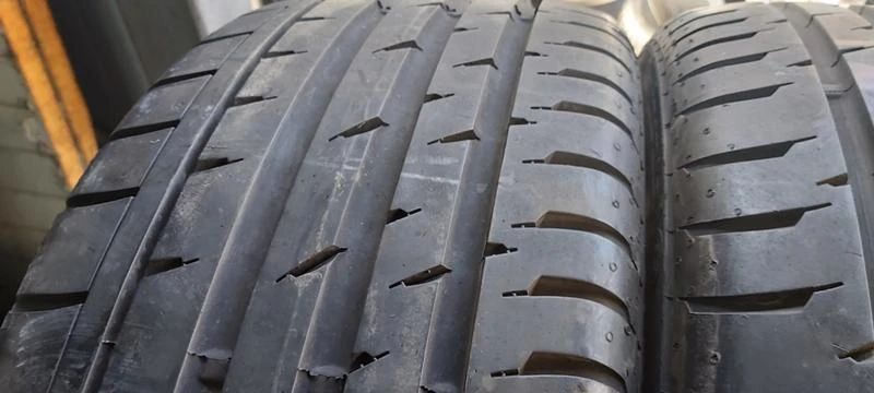 Гуми Летни 225/45R18, снимка 3 - Гуми и джанти - 32218316