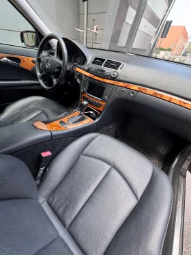 Mercedes-Benz E 220 2.2, снимка 10