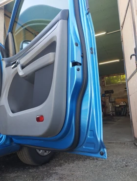 VW Caddy 2.0, снимка 10