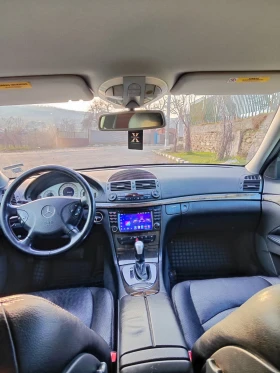 Mercedes-Benz E 320, снимка 11 - Автомобили и джипове - 53693386