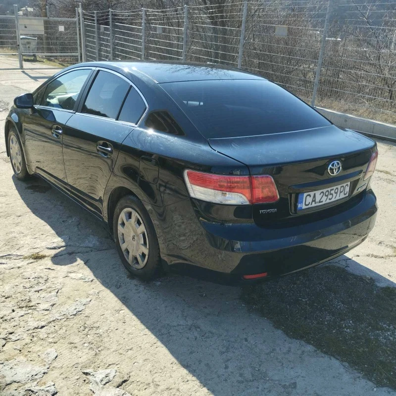 Toyota Avensis, снимка 10 - Автомобили и джипове - 47163216