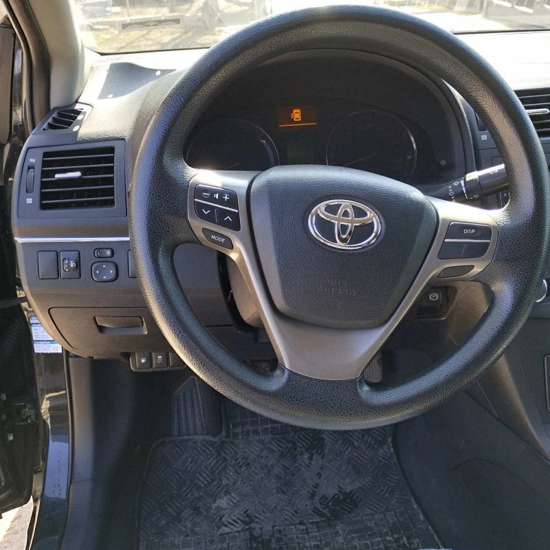 Toyota Avensis, снимка 5 - Автомобили и джипове - 47163216