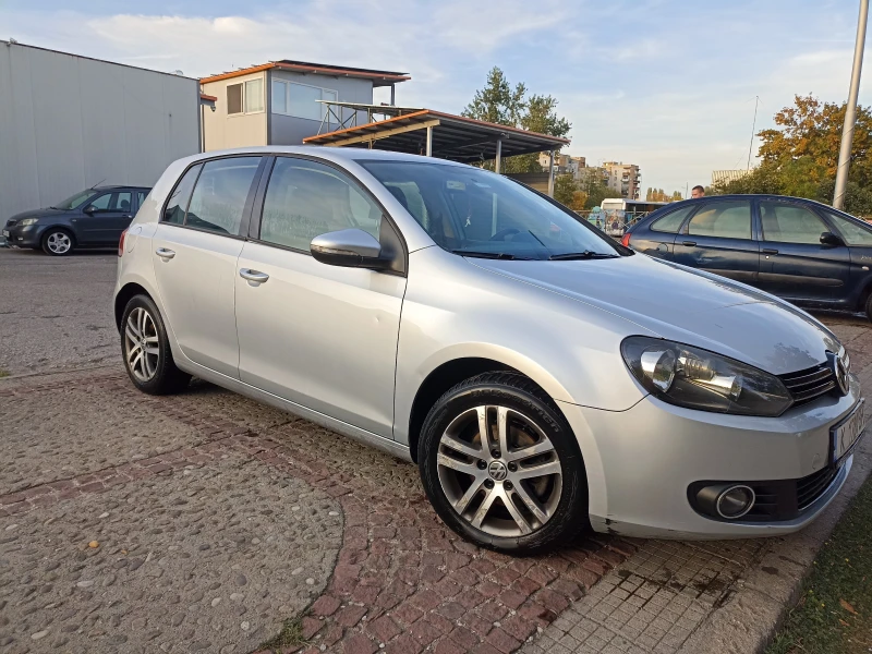 VW Golf, снимка 2 - Автомобили и джипове - 47529047