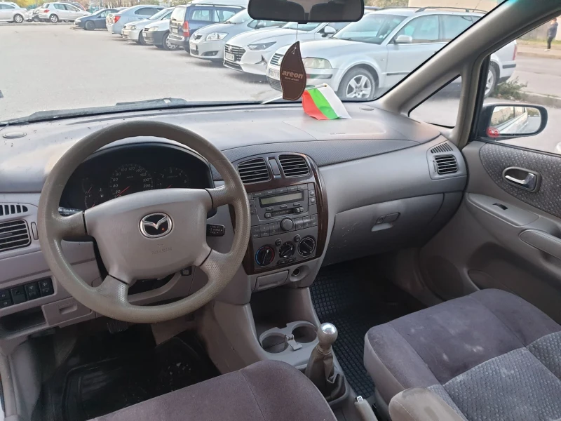 Mazda Premacy 2.0 hdi, снимка 10 - Автомобили и джипове - 47644544