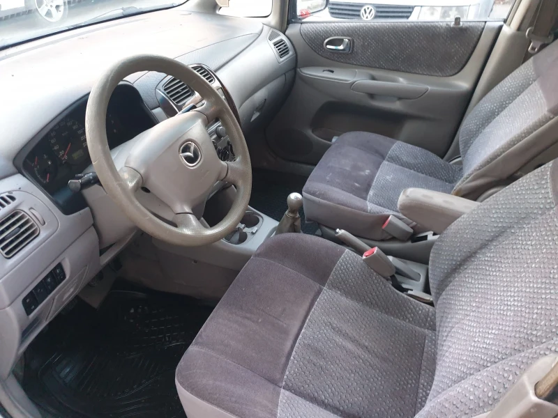 Mazda Premacy 2.0 hdi, снимка 7 - Автомобили и джипове - 47644544