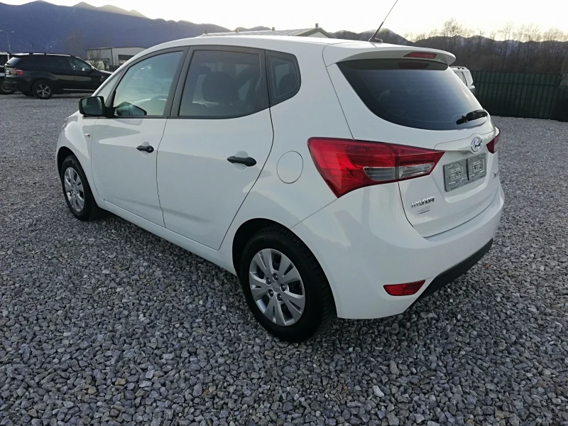 Hyundai Ix20 1.4i klima Italia, снимка 4 - Автомобили и джипове - 48822672