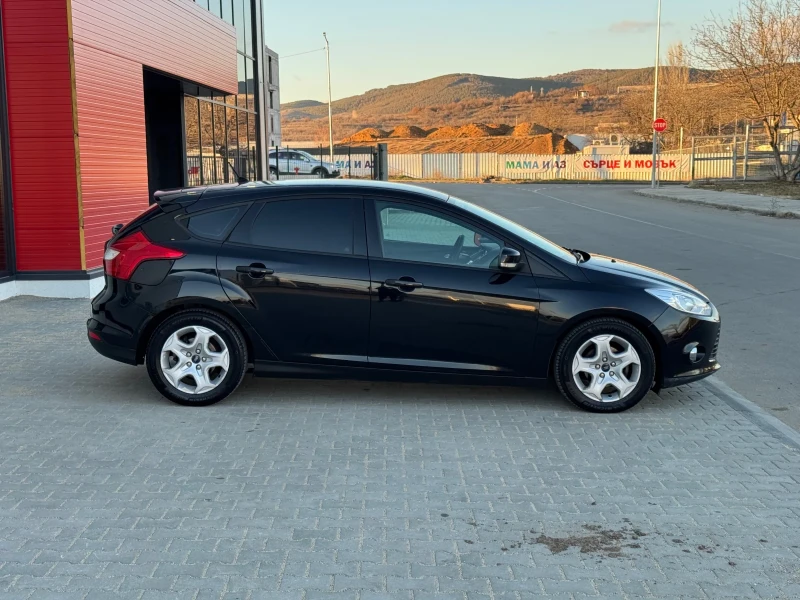 Ford Focus НАВИГАЦИЯ / КЛИМАТРОНИК, снимка 8 - Автомобили и джипове - 49427197