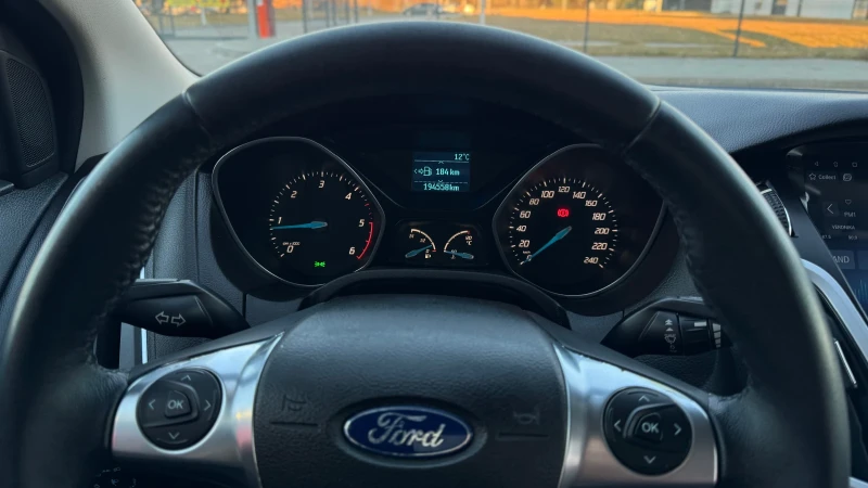 Ford Focus НАВИГАЦИЯ / КЛИМАТРОНИК, снимка 16 - Автомобили и джипове - 49427197