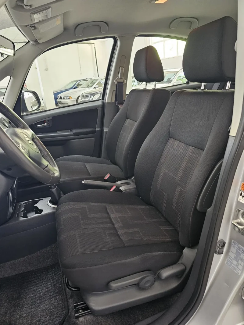 Suzuki SX4 1.6 120 коня Германия, снимка 4 - Автомобили и джипове - 50290953