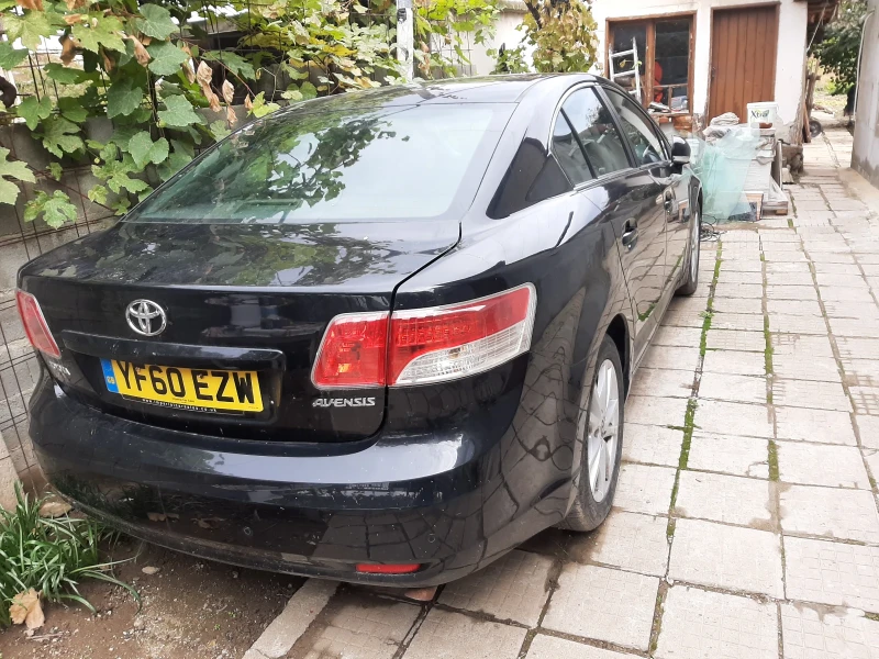 Toyota Avensis, снимка 3 - Автомобили и джипове - 52214656