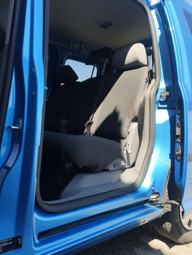 VW Caddy 2.0, снимка 7 - Автомобили и джипове - 52403711