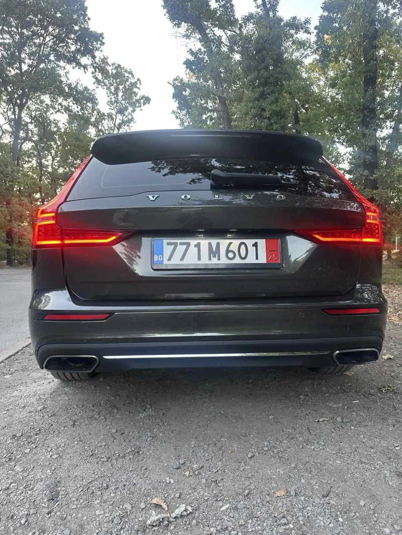 Volvo V60 B4 Inscription, снимка 6 - Автомобили и джипове - 52910537