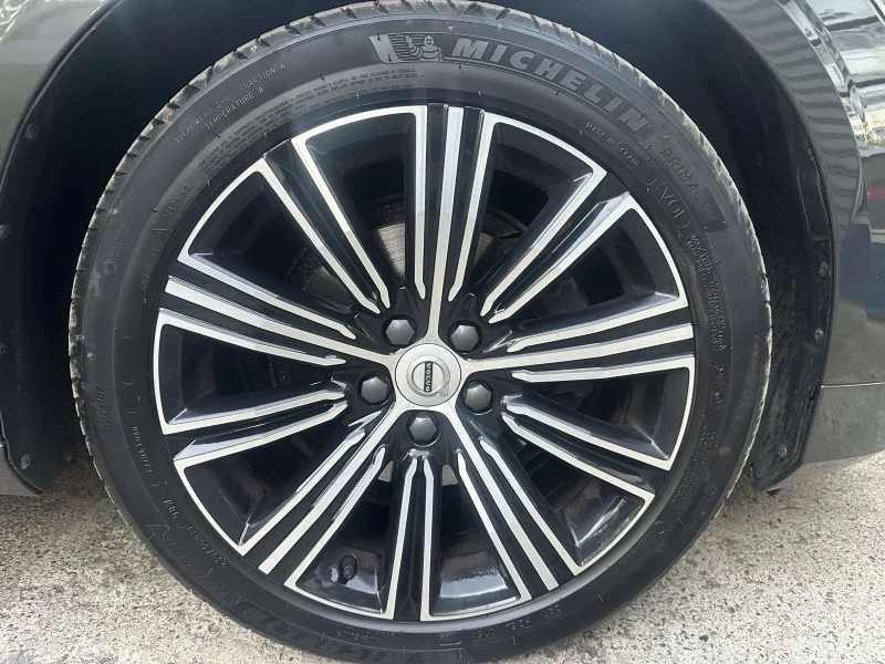 Volvo V60 B4 Inscription, снимка 17 - Автомобили и джипове - 52910537