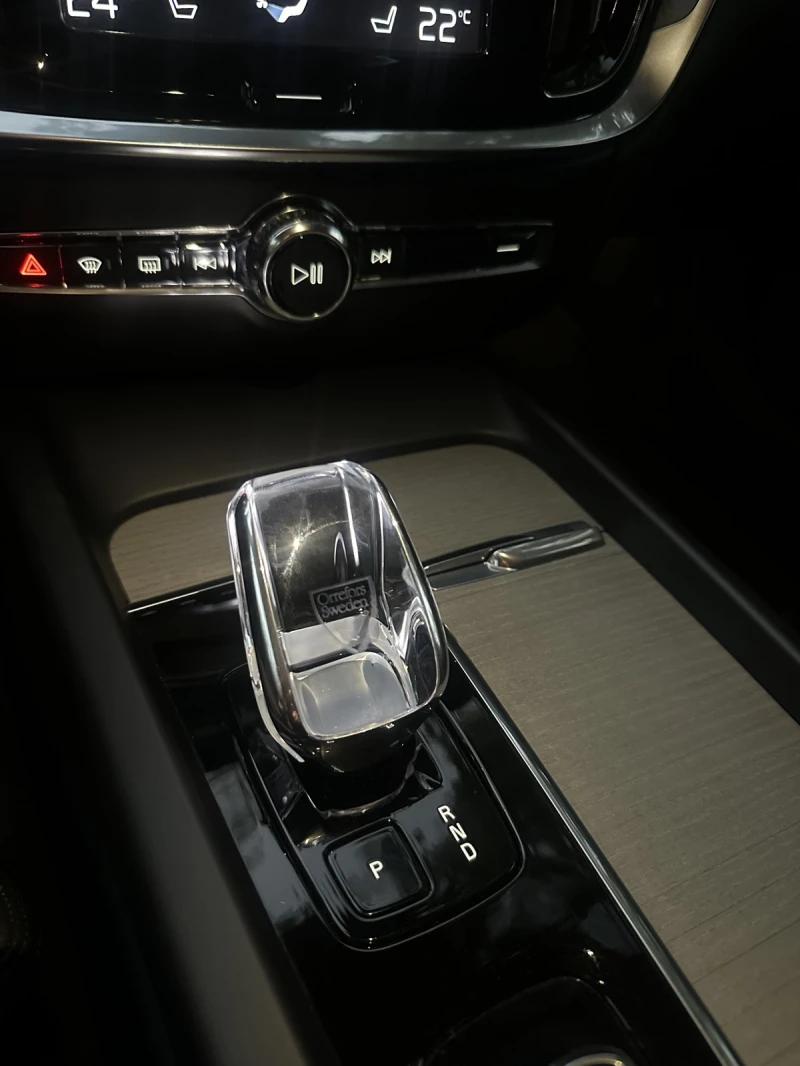 Volvo V60 B4 Inscription, снимка 13 - Автомобили и джипове - 52910537