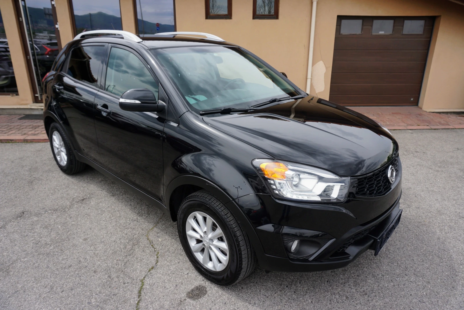 SsangYong Korando 2.0 PLUS AWD LPG - изображение 2
