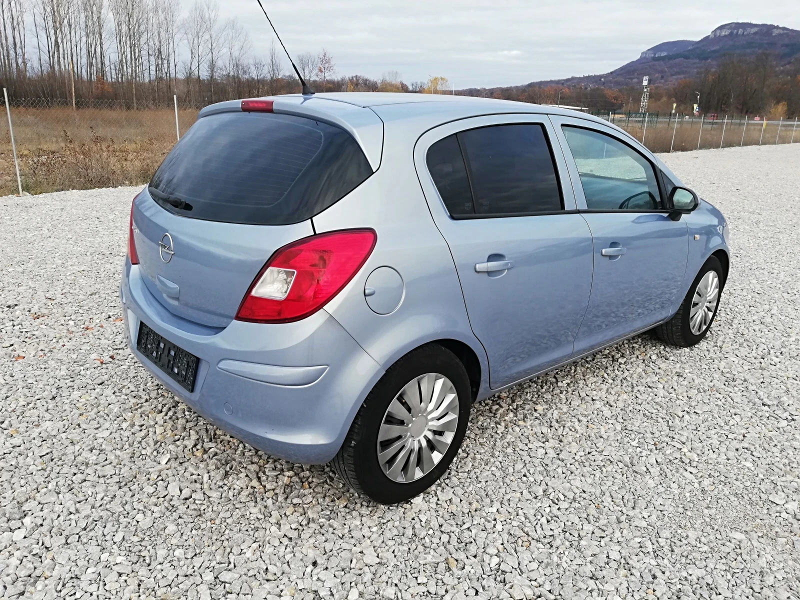 Opel Corsa 1.2i klima italia AVTOMAT - изображение 6