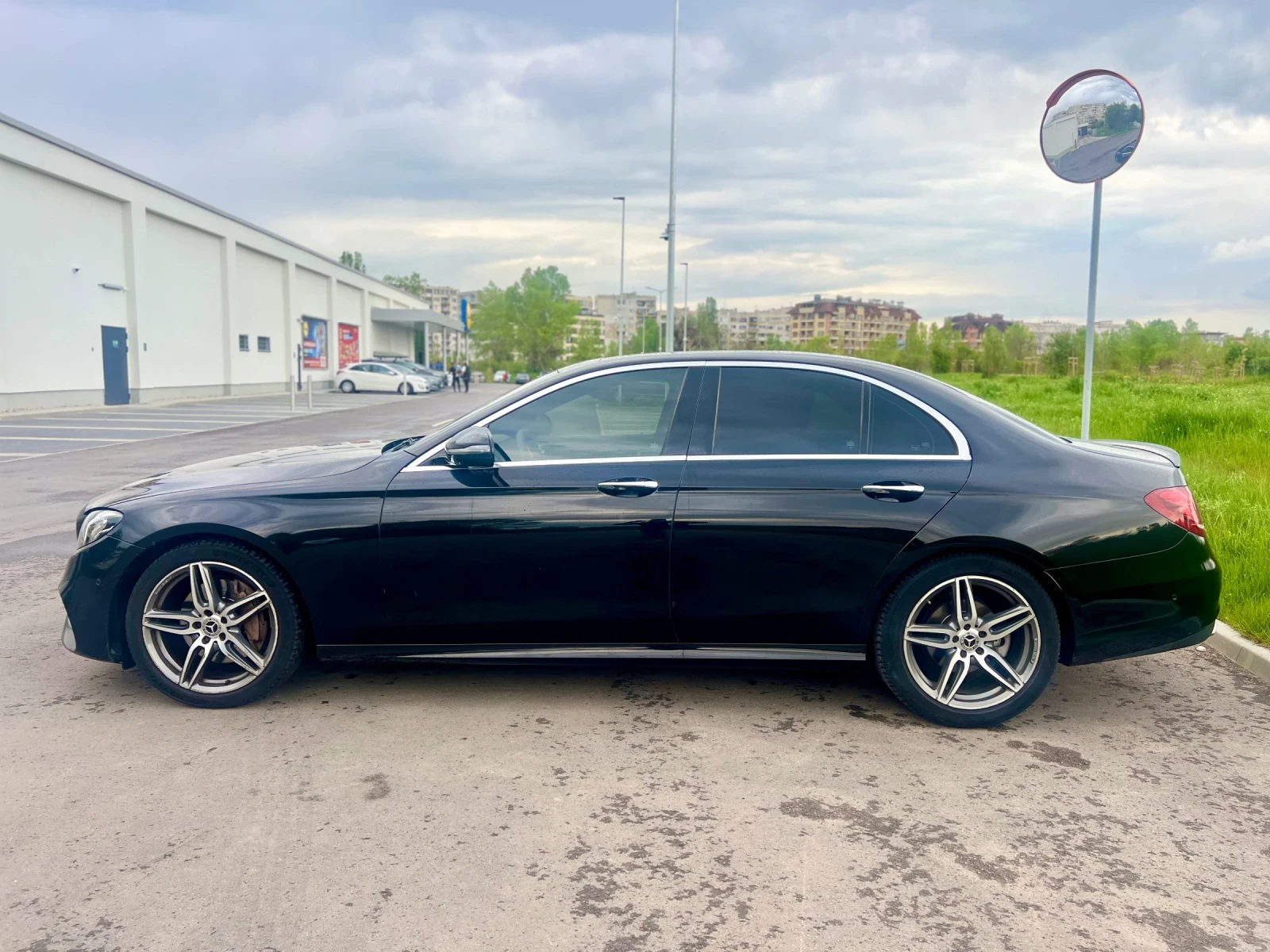 Mercedes-Benz E 220 4.3 амг пакет full digital burmaster 360 топ цена! - изображение 4