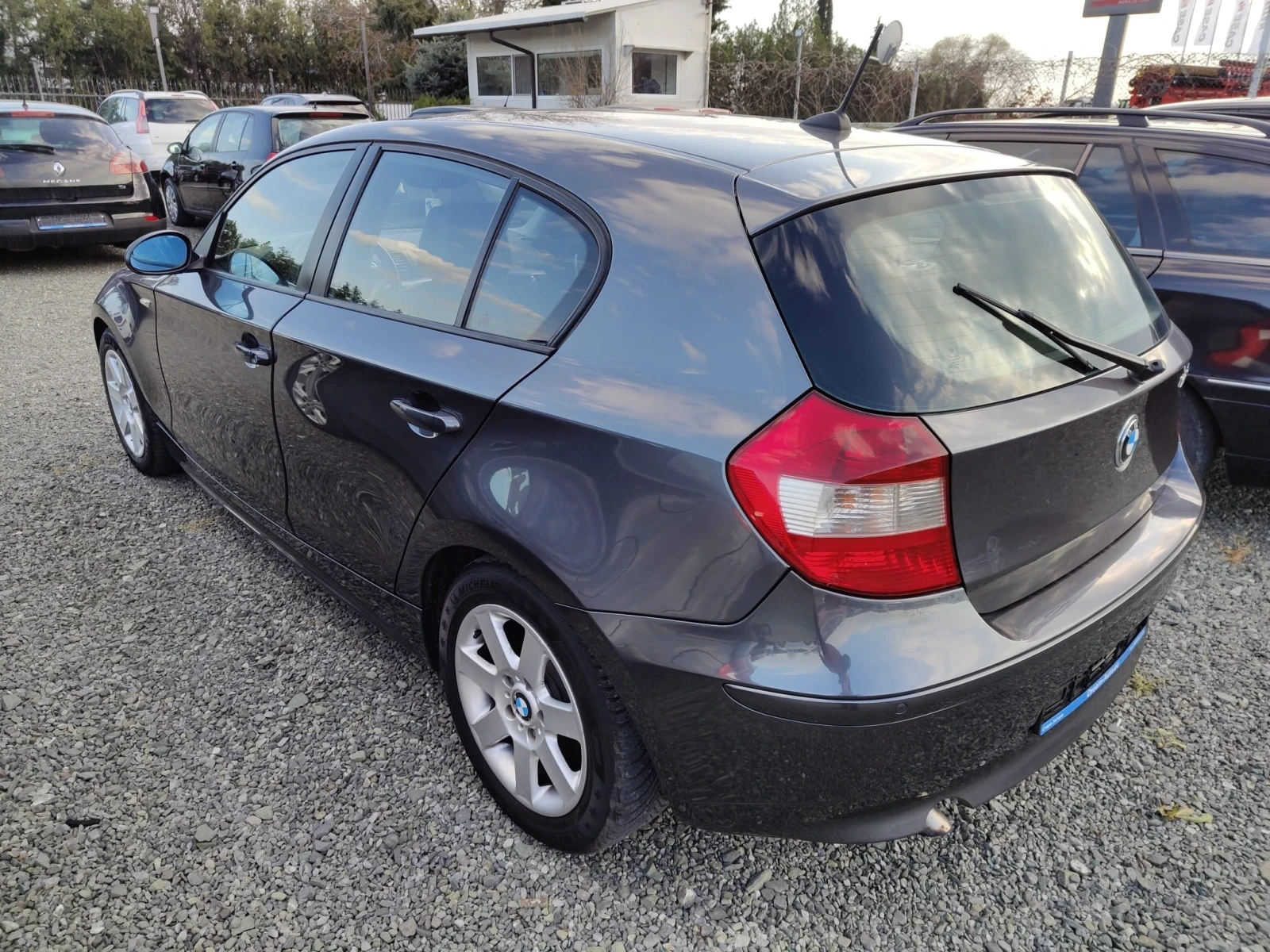 BMW 120 2.0D - изображение 5
