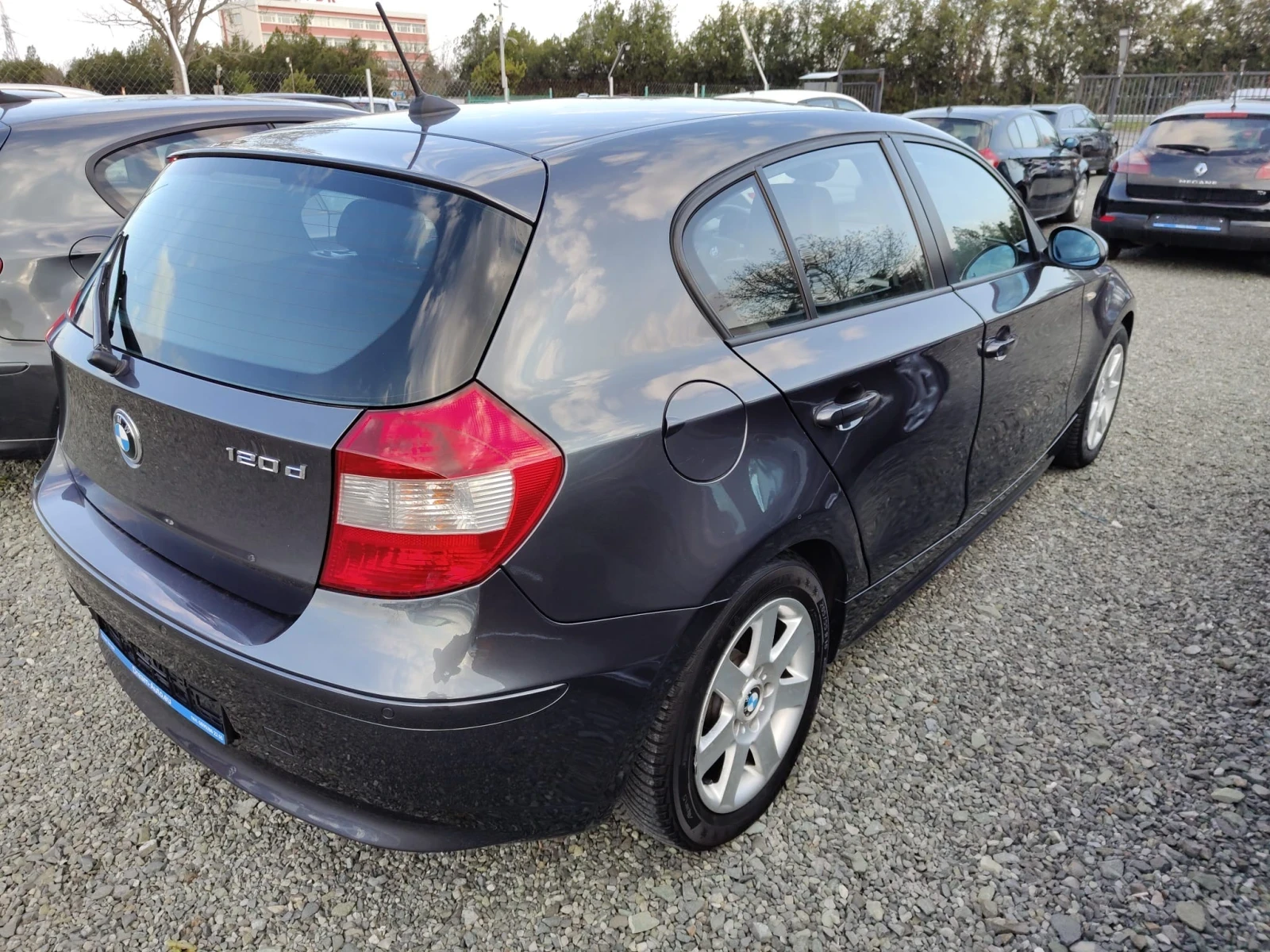 BMW 120 2.0D - изображение 4