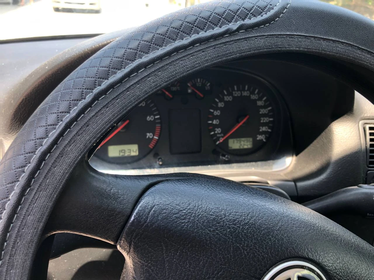 VW Golf  - изображение 8