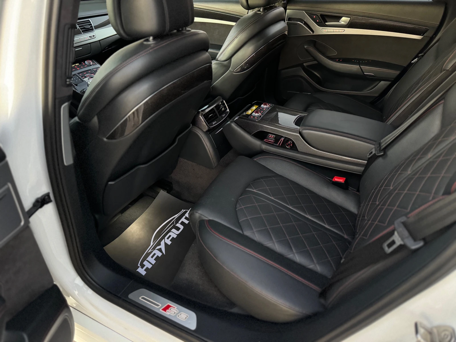 Audi S8 PLUS= 4.0= V8T= MATRIX= CARBON CERAMIC= HUD=  | Mobile.bg   12
