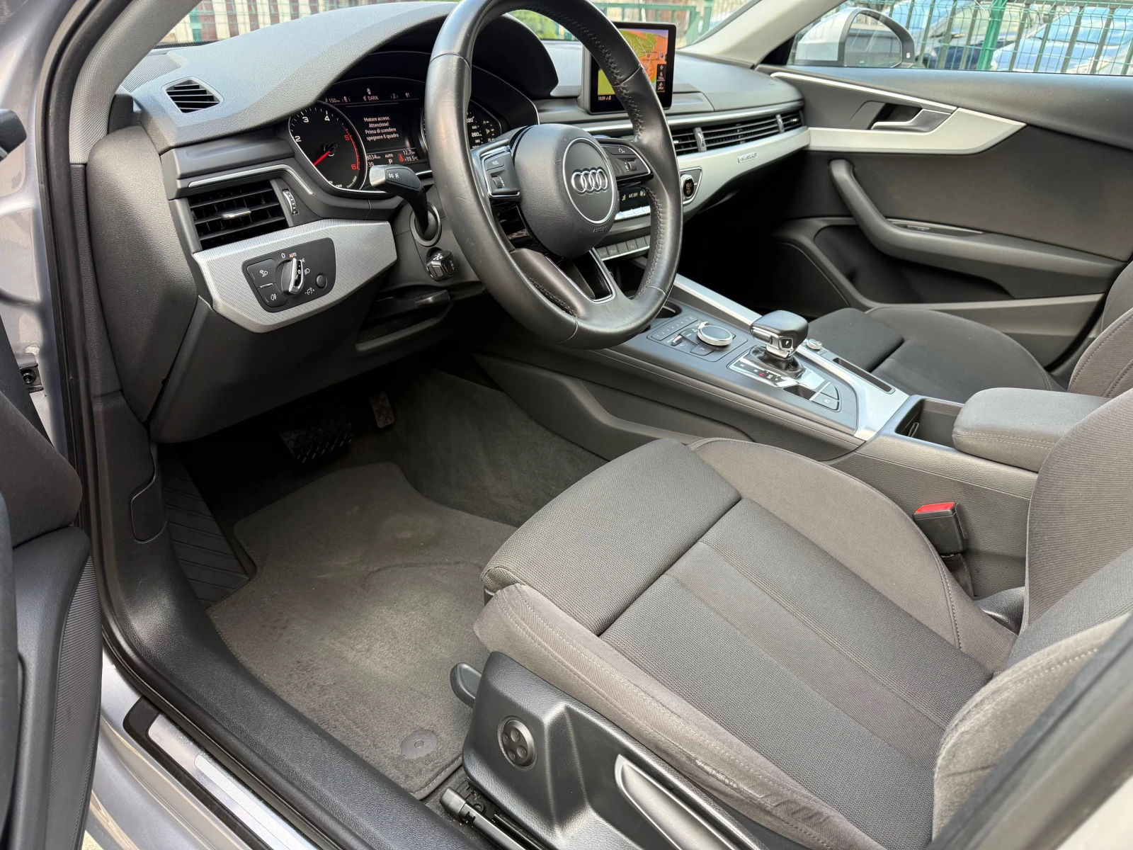 Audi A4 2.0TDI Quattro.190к.с. - изображение 9