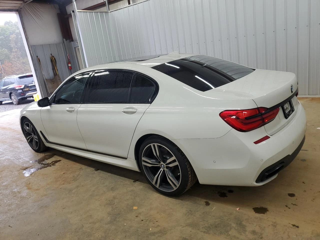 BMW 740 M PACK* * HEAD-UP* 360* Harman/kardon | Mobile.bg   2