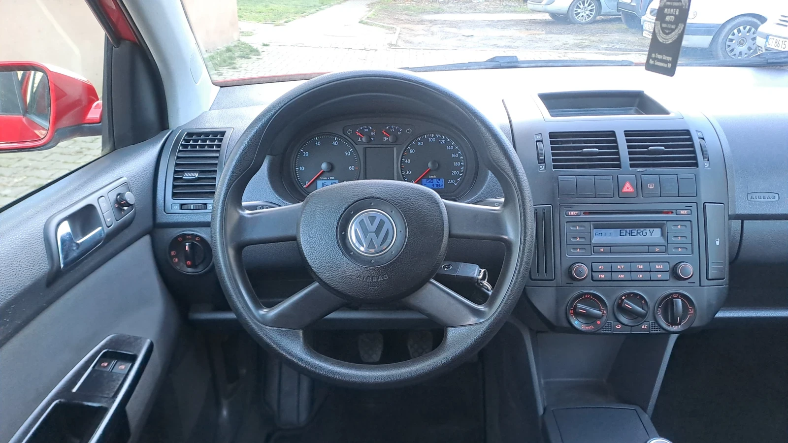 VW Polo 1.4 i - 158.000km - изображение 10