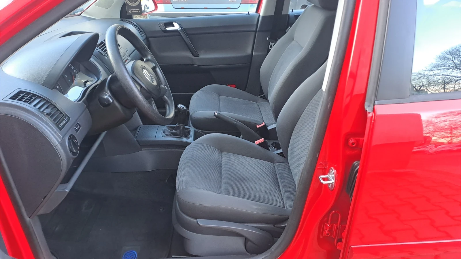 VW Polo 1.4 i - 158.000km - изображение 8