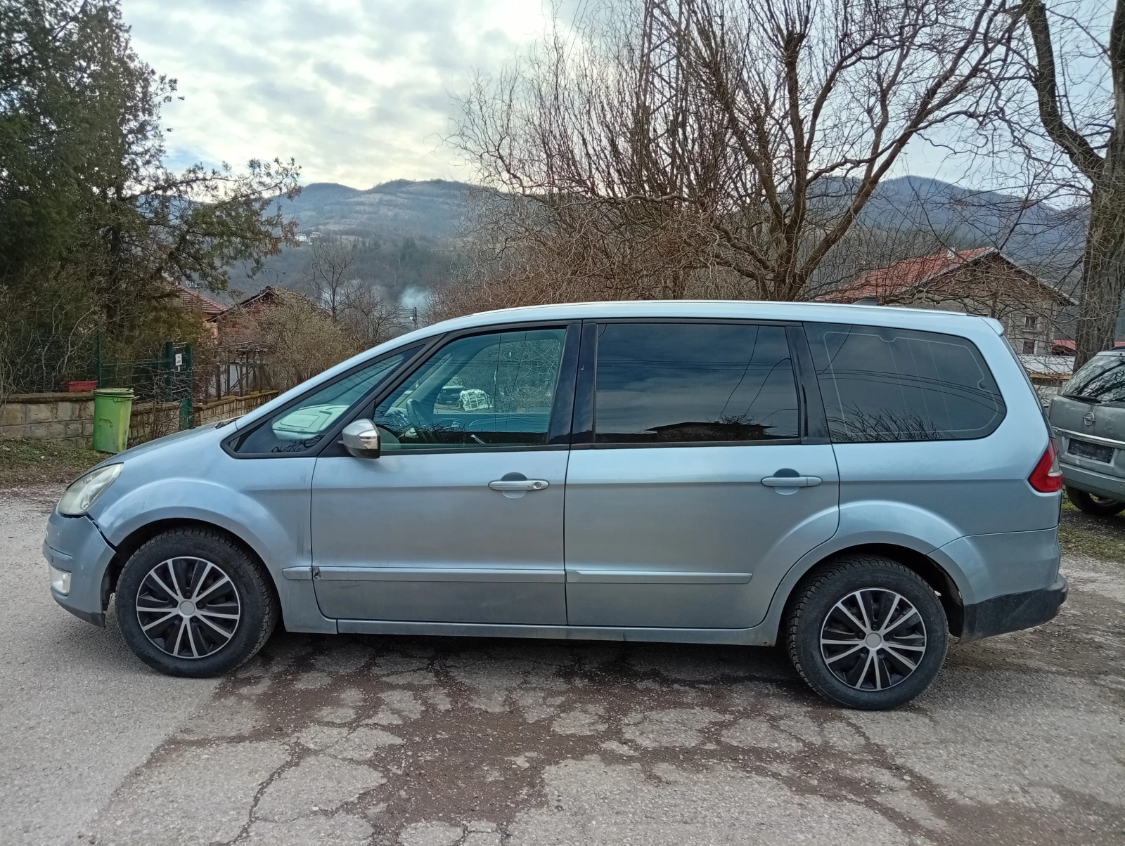 Ford Galaxy 1.8TDCI * КЛИМАТРОНИК * 7 МЕСТЕН * НОВ ВНОС *  - изображение 4