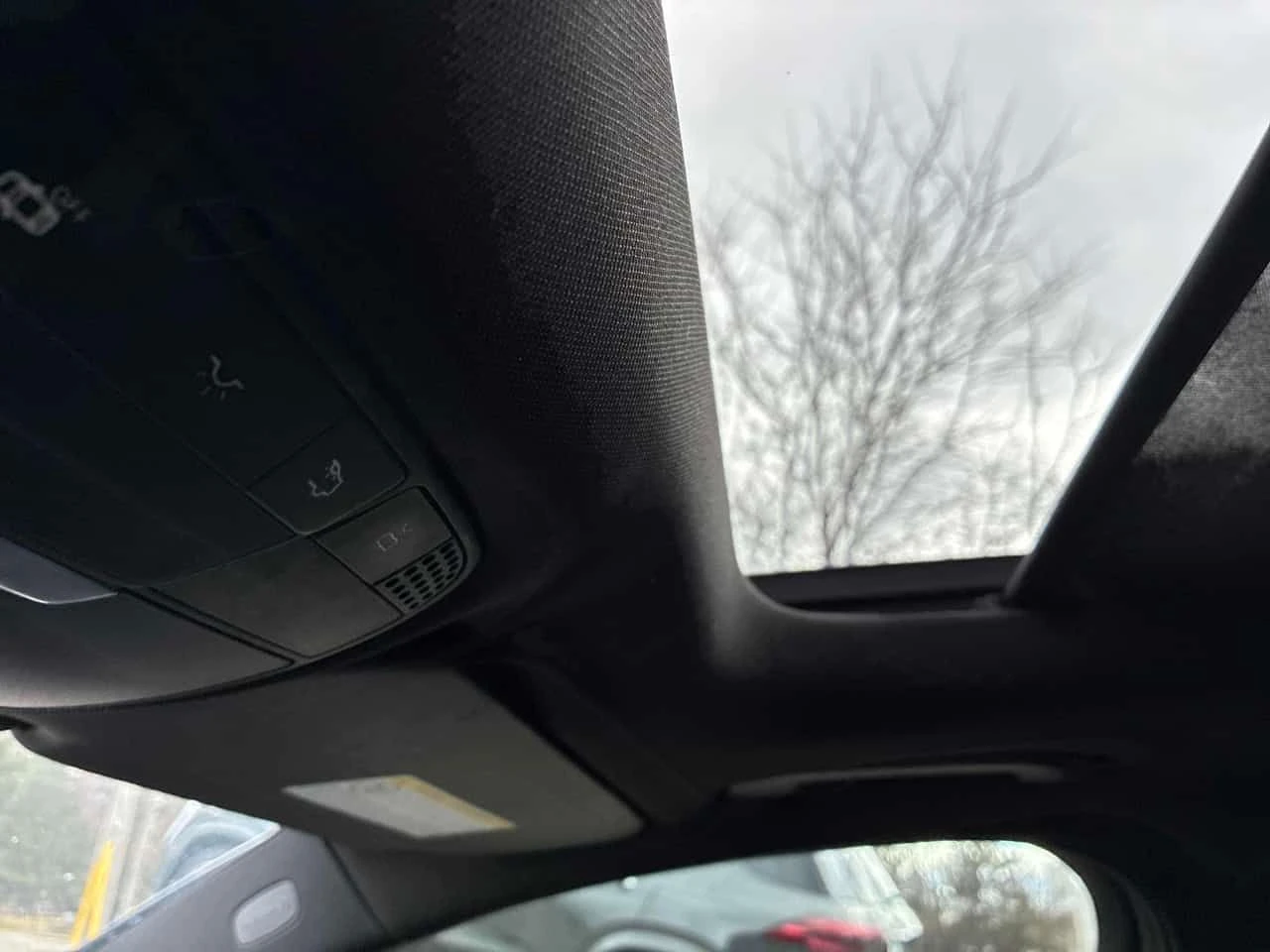 Mercedes-Benz C 300 CARFAX/ПАНОРАМА/ПРЕДСТАВИТЕЛСТВО НА MERCEDES, снимка 12 - Автомобили и джипове - 53834811