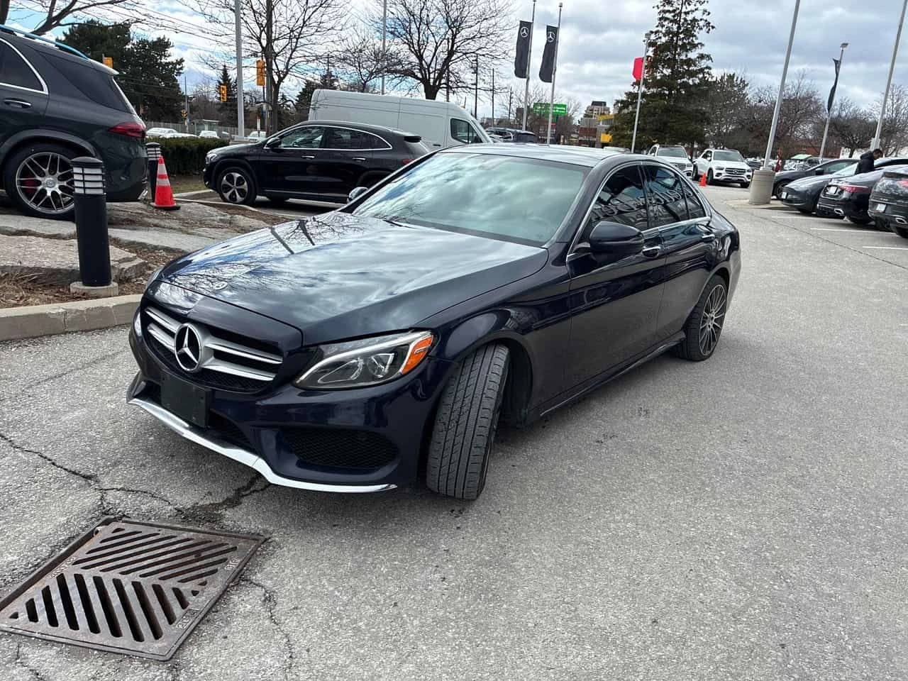 Mercedes-Benz C 300 CARFAX/ПАНОРАМА/ПРЕДСТАВИТЕЛСТВО НА MERCEDES