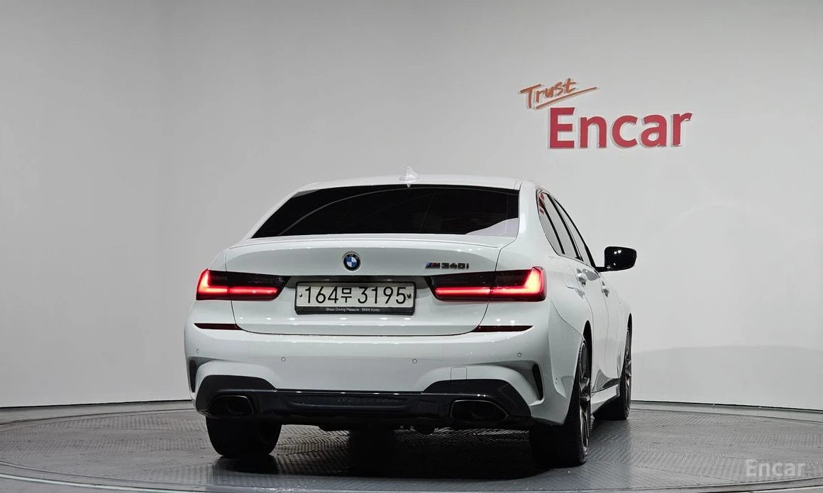 BMW 340 LASER* DISTRONIC* HARMAN KARDON* HEAD-UP* 360 CAM*, снимка 3 - Автомобили и джипове - 53866697