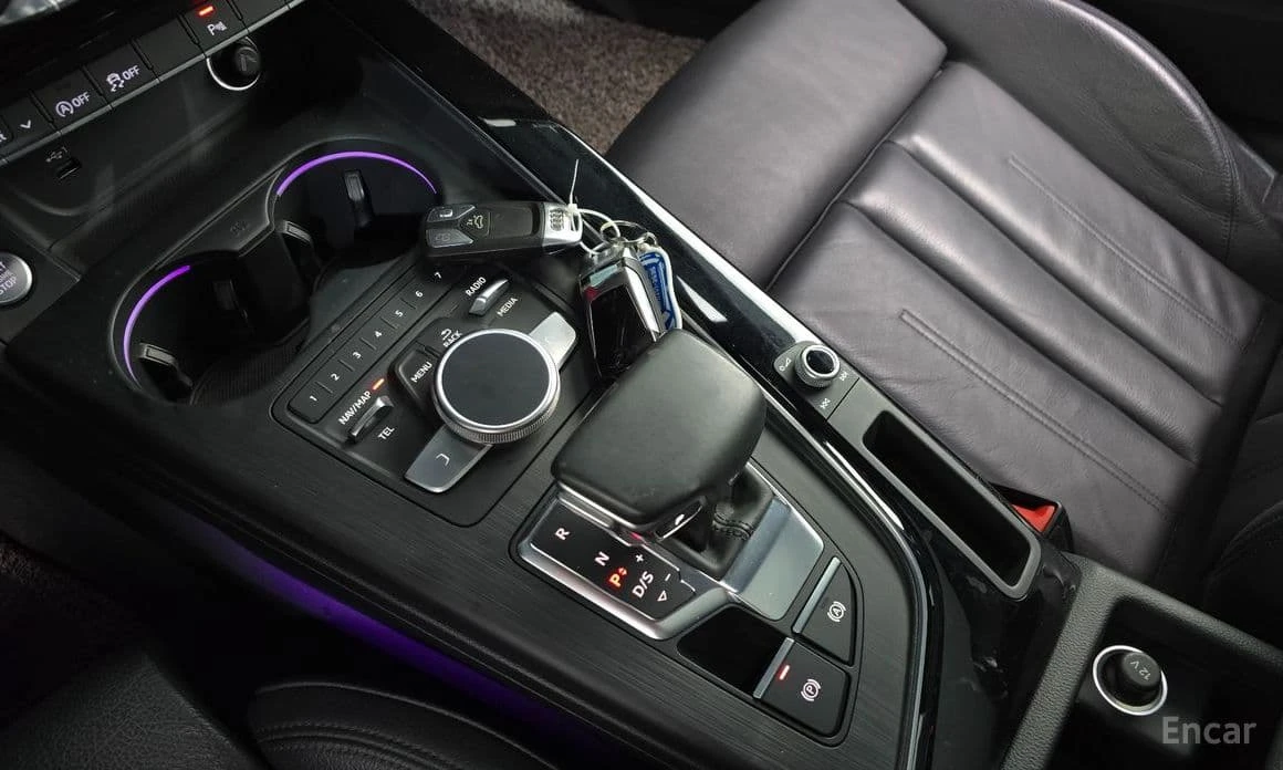 Audi A5 QUATTRO / S-LINE / DISTRONIC / HEADUP / ДИГ.ТАБЛО, снимка 13 - Автомобили и джипове - 54060832