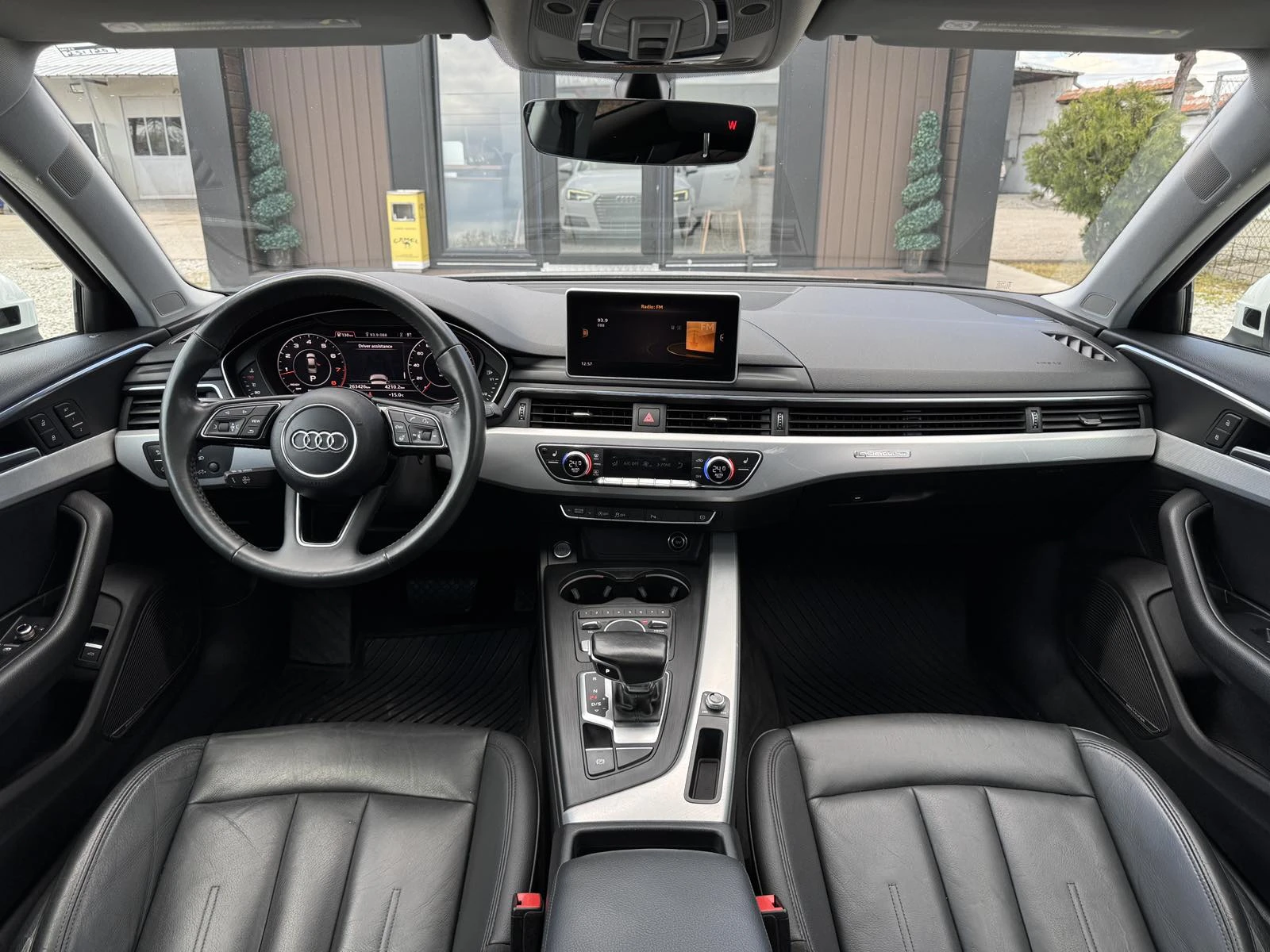 Audi A4 2.0TFSI* Digital* QUATTRO, снимка 8 - Автомобили и джипове - 54293004