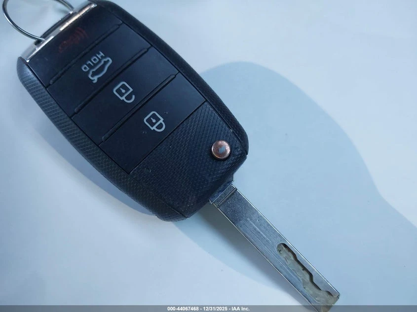 Kia Optima 2.4L I-4 DI, DOHC, VVT, 185HP Front Wheel Drive | Mobile.bg � ����������� 11