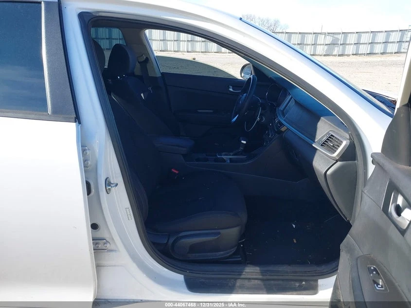 Kia Optima 2.4L I-4 DI, DOHC, VVT, 185HP Front Wheel Drive | Mobile.bg � ����������� 5