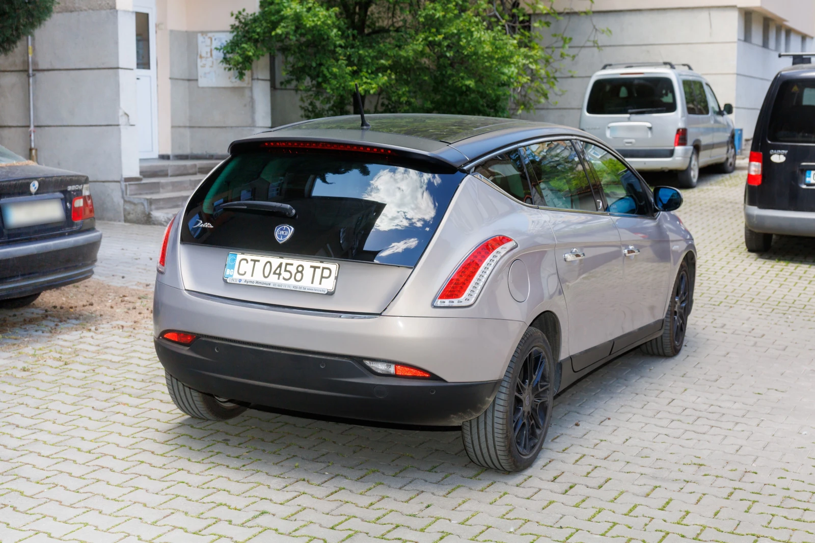 Lancia Delta, снимка 8 - Автомобили и джипове - 54369037