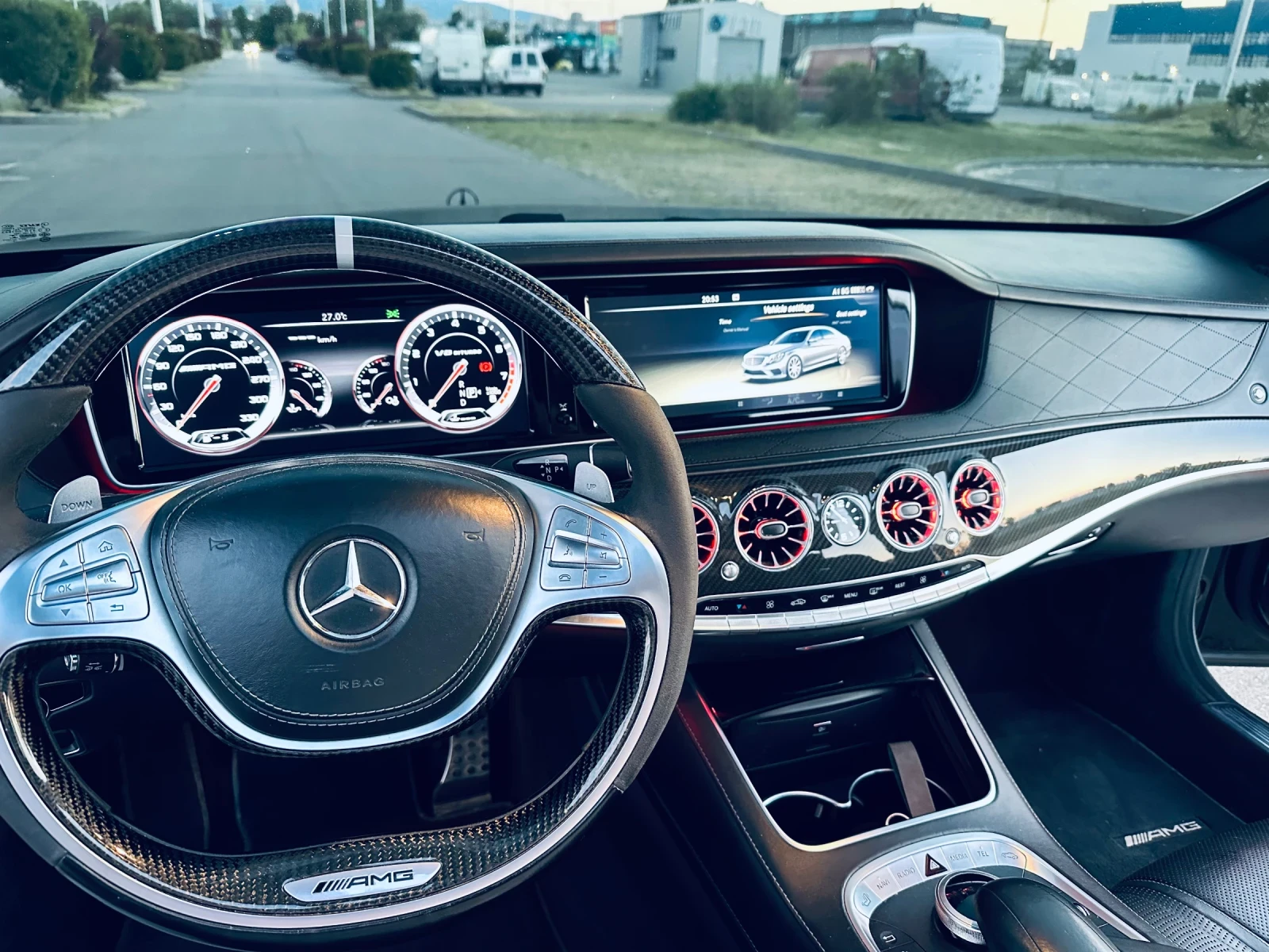Mercedes-Benz S 63 AMG LONG* 4MATIC* CARBON* BURMESTER 3D* PANO* FULL* , снимка 12 - Автомобили и джипове - 54700885