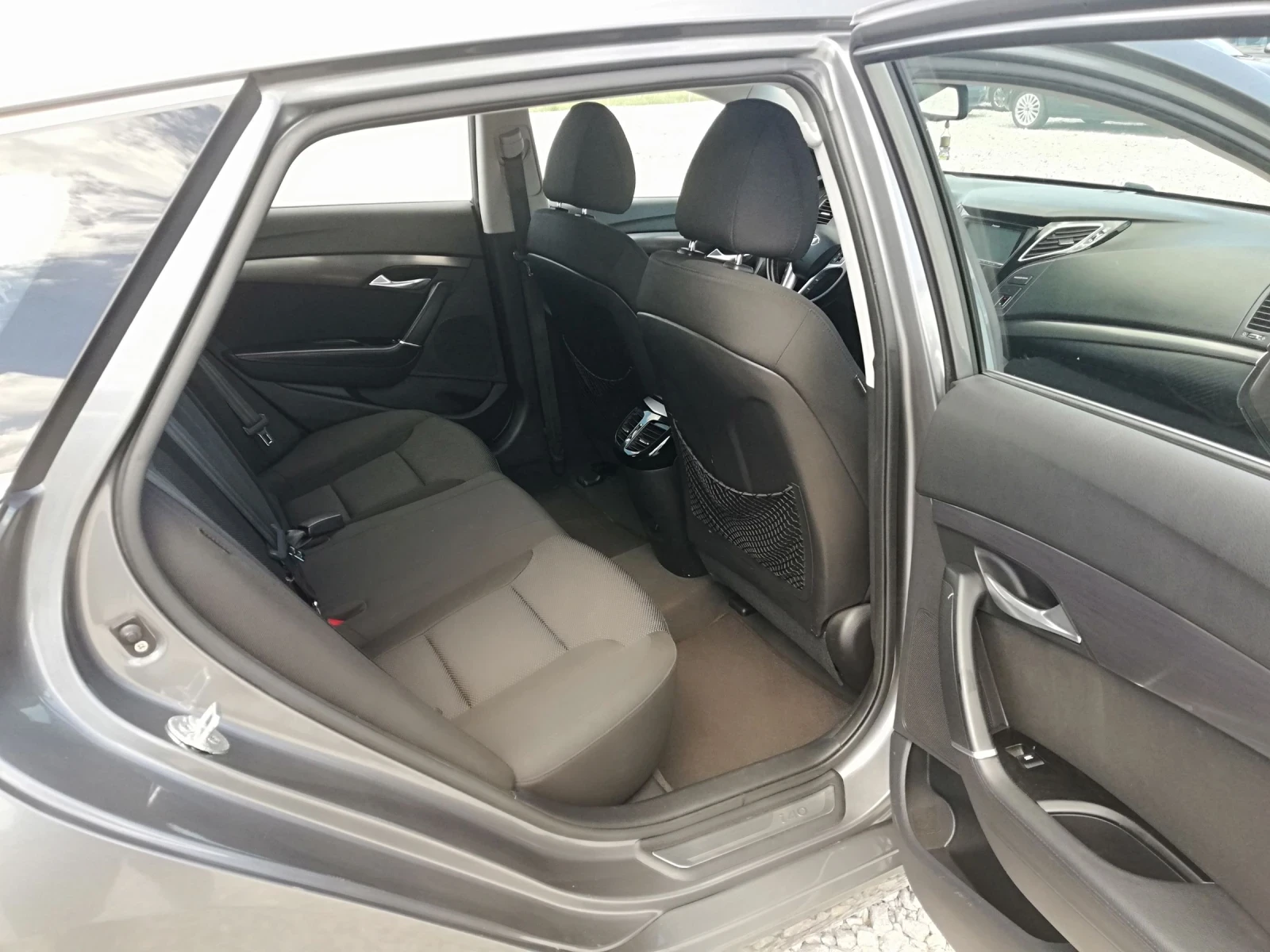 Hyundai I40 1.7d kli navi kamera  itali, снимка 12 - Автомобили и джипове - 54894287