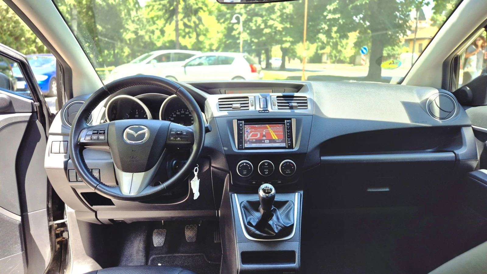 Mazda 5 SPORT 1.6D, снимка 10 - Автомобили и джипове - 54970240