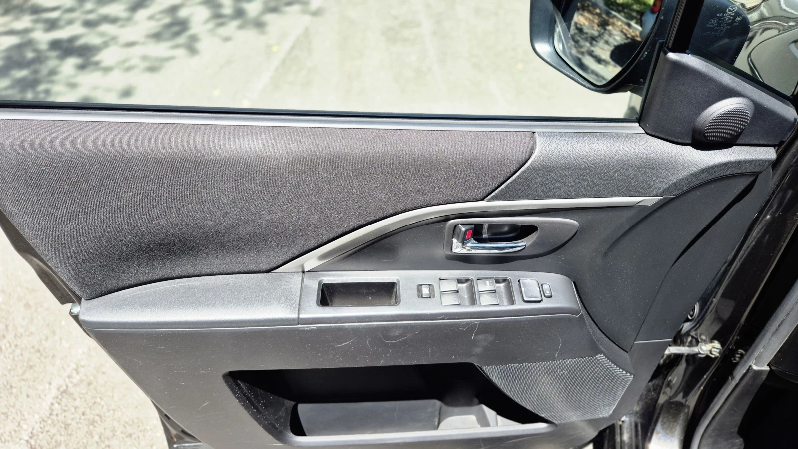 Mazda 5 SPORT 1.6D, снимка 12 - Автомобили и джипове - 54970240